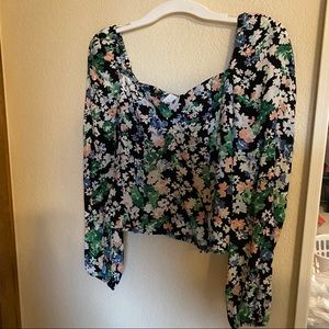Floral long sleeve crop top